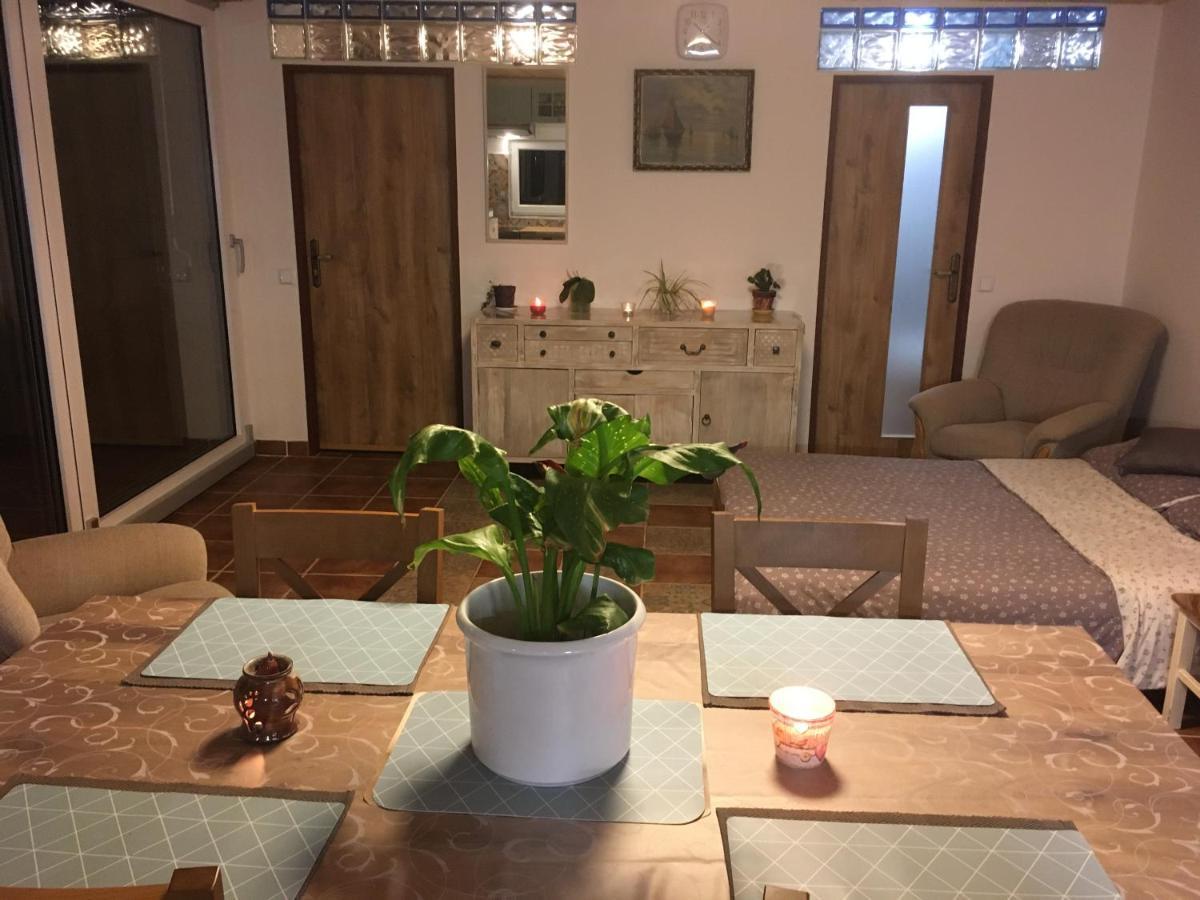 Apartamento Na vyhlídce Vrané nad Vltavou Exterior foto
