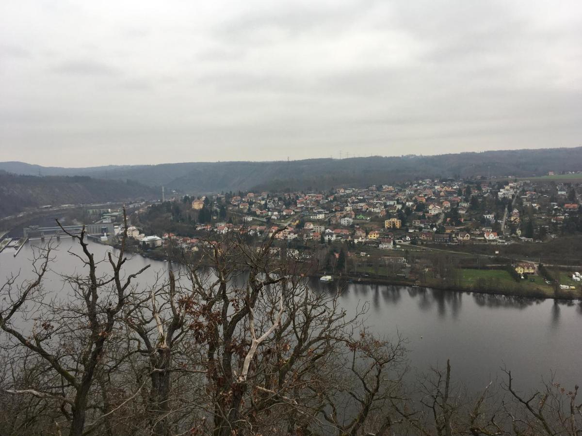 Apartamento Na vyhlídce Vrané nad Vltavou Exterior foto